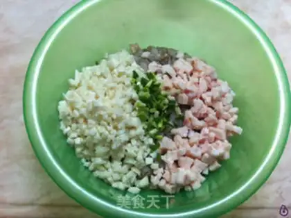Make Spicy lemon chicken pan step 2