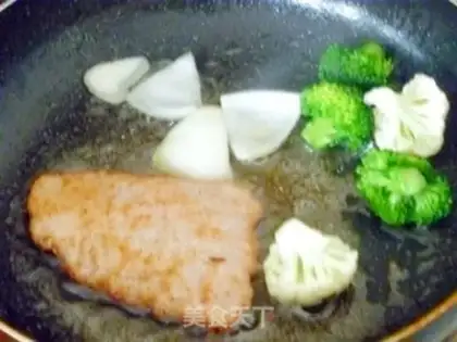 Make Two flowers and a large steak step 9