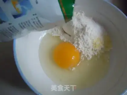 Make Spicy egg shrimp step 2