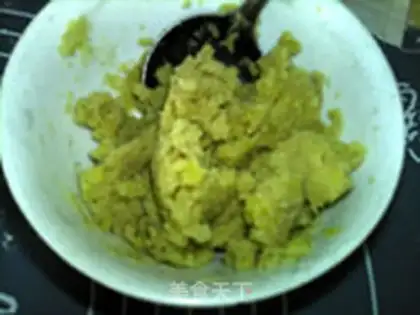 Make Potato mashed corn paste step 2