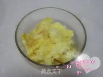 Make Garlic fried eggs step 3