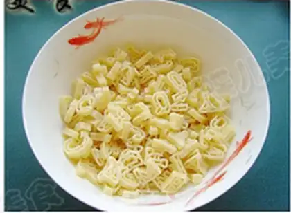 Make Arctic shrimp greasy pasta step 12
