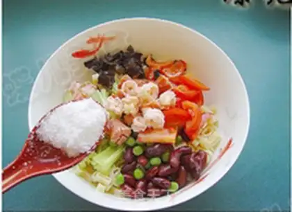 Make Arctic shrimp greasy pasta step 15