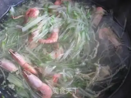 Make Arctic shrimp radish soup step 8