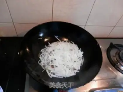 Make Pancake and veggie rolls step 4