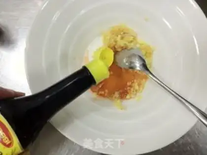 Make Spicy salmon salad step 11