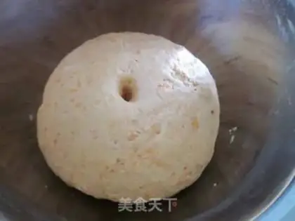 Make Carrot rose rolls step 2