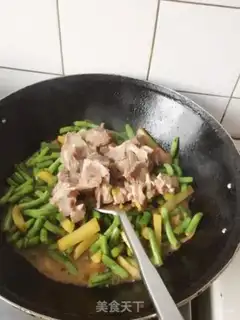 Make Little lamb chops, noodles step 13