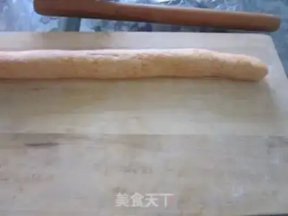Make Carrot rose rolls step 3
