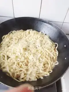Make Little lamb chops, noodles step 16
