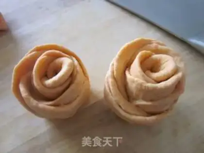 Make Carrot rose rolls step 12