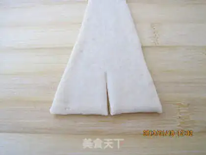 Make The horns of the bull are the bread step 6