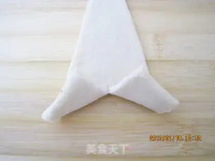 Make The horns of the bull are the bread step 7