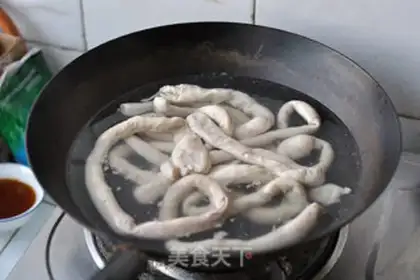 Make Blasted lamb intestines step 0
