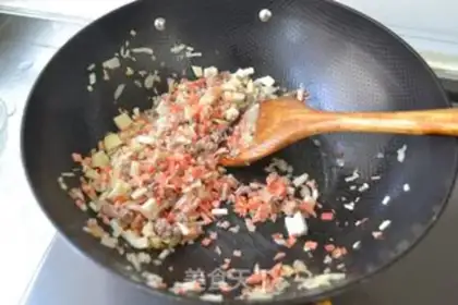 Make Black pepper beef fried rice step 3