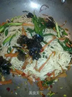 Make Burn noodles step 4