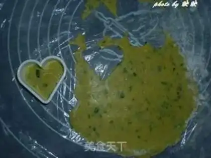 Make Sesame onions, heart cookies step 10