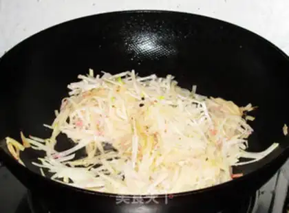 Make Arctic shrimp meatball radish pan step 9