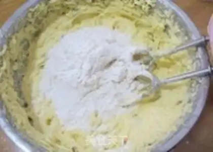 Make Pistol-fruit cake step 4