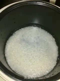 Make Carrot rice step 1