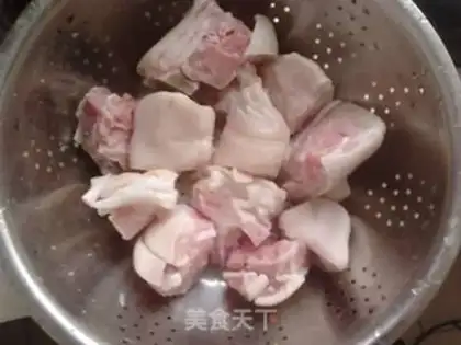 Make ♪ Cricket burning pigs