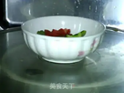 Make Arctic shrimp steamed eggs step 3