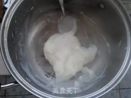 Make Milk cakes with black sugar step 1