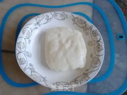 Make Milk cakes with black sugar step 2