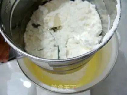 Make Blueberry yogurt cake step 3