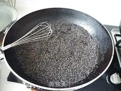 Make Black sesame salt step 2