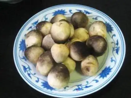 Make Chicken with mushrooms step 1