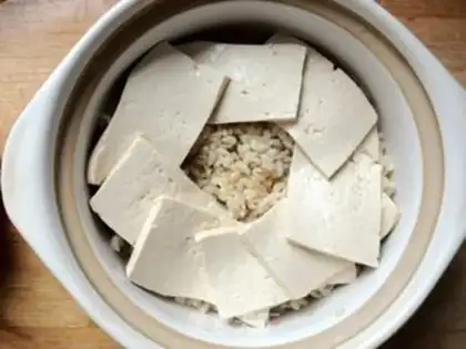 Make Sour spicy tofu rice step 1