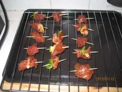 Make Toothpick meat step 1