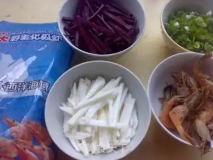 Make Arctic shrimp groceries step 1