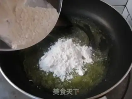 Make Butter bacon pasta step 1
