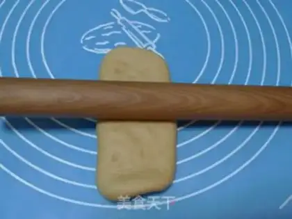 Make Red-tree bread step 17