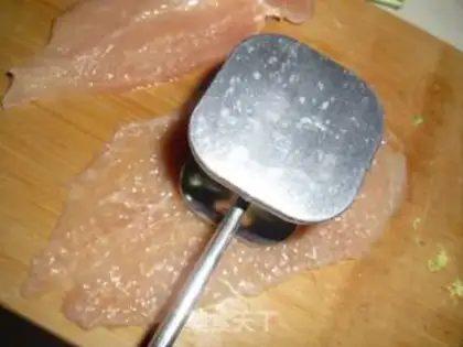 Make Like chicken rolls step 1