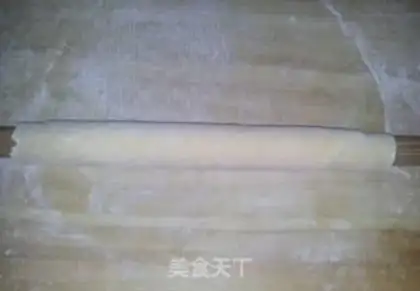 Make Egghands with noodles step 6