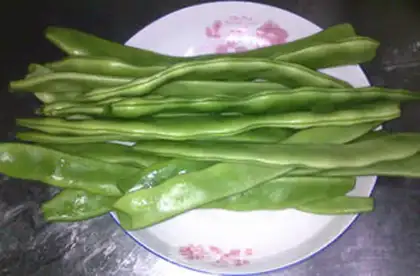 Make Spicy garlic for beans step 0