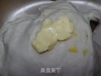 Make Panda bread step 4