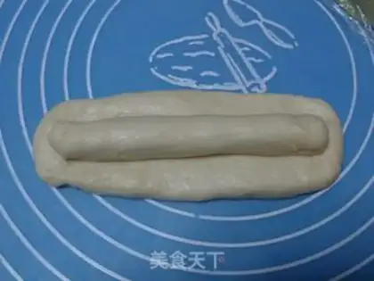 Make Panda bread step 9