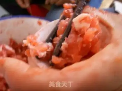 Make Fill up the wide sausage step 4