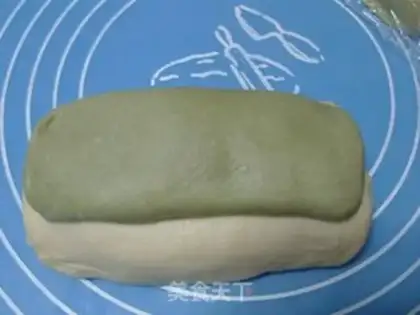 Make Panda bread step 12