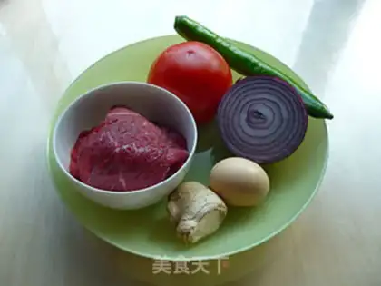 Make Tomato beef gravy step 0