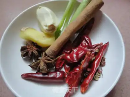 Make Red beef noodles step 3