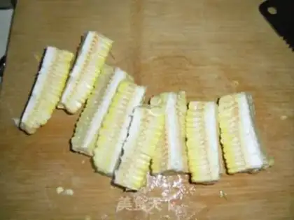 Make A duck-cracker step 2