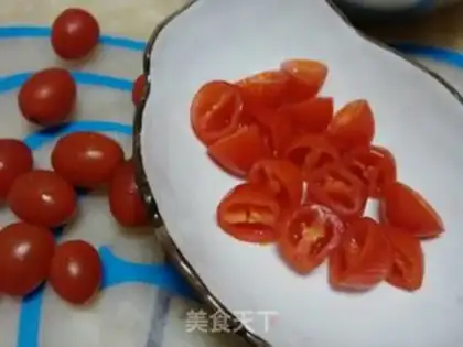 Make Painted soup and round tomatoes step 0