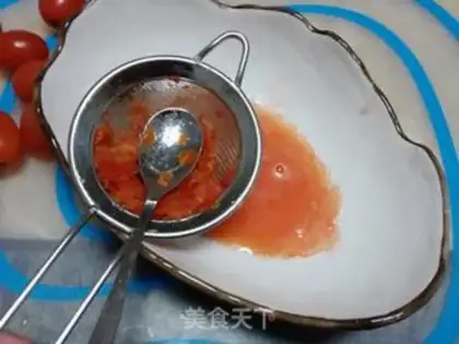 Make Painted soup and round tomatoes step 1
