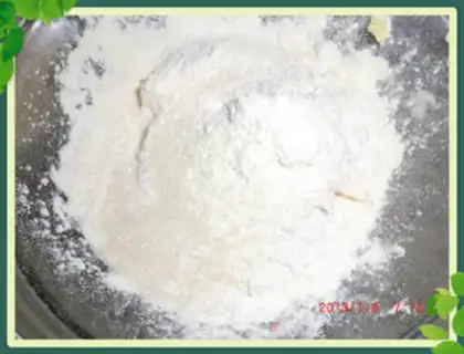 Make Strawberry walnut pie step 17