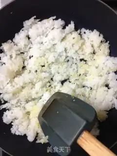 Make Garlic fried rice step 8